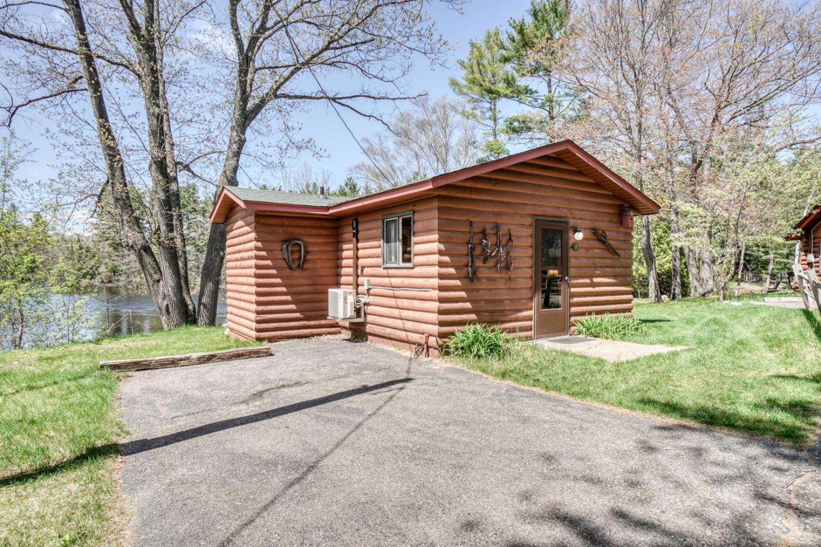Edgewater Resort Iron Mountain Exterior foto